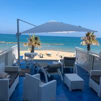 Casa fronte mare