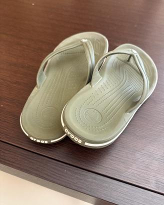 Ciabatte infradito crocs