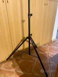 Stativi cavalletti per casse
