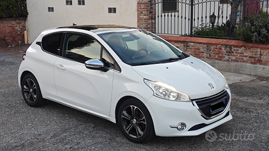 Peugeot 208 1.6 e-hdi 115cv allure