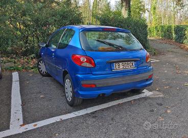 Privato Vende Peugeot 206 plus GPL