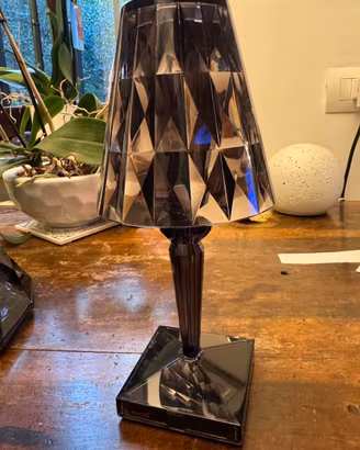 Coppia tavolini Kartell Stone + Lampada Battery