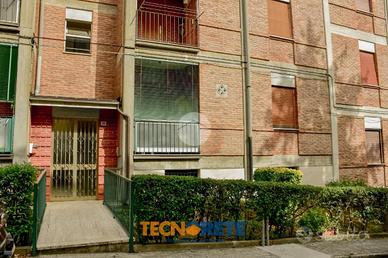 4 LOCALI A LA SPEZIA