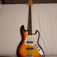 Basso piu' amplificatore e cavo.