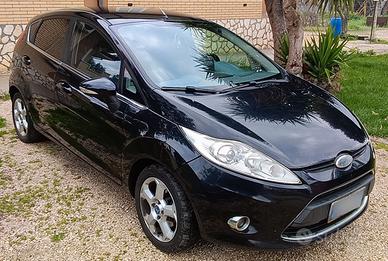 Fiesta 1.4 TDCi 68CV 5P Titanium - usata 03/2010