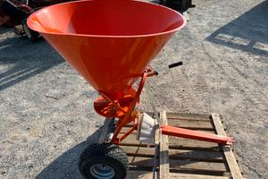 Spandiconcime carrellato -NUOVO