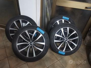 4 Cerchi Mak Wolf R19 completi di gomme Michelin  