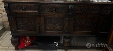 Credenza antica