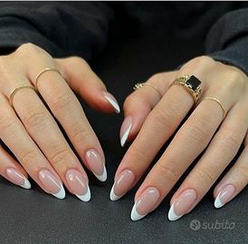 Ricostruzione unghie