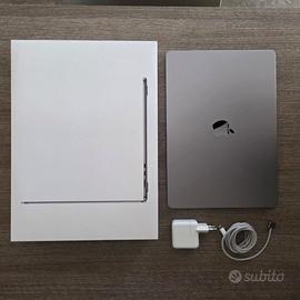 Macbook Air M3 15" 16/512 Argento