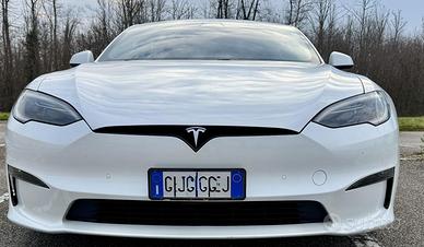 Tesla model s long range