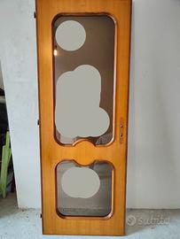 Porta in noce con vetro a specchio