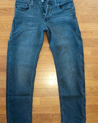 Jeans uomo Jack & Jones vita 31 e gamba 30 neri