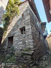 Rustico da ristrutturare