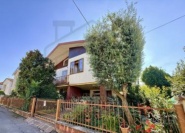 CASA SINGOLA AD ABANO TERME