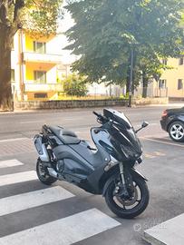 Yamaha Tmax 530 2017 come nuovo