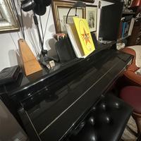 Pianoforte mezza coda elettrico