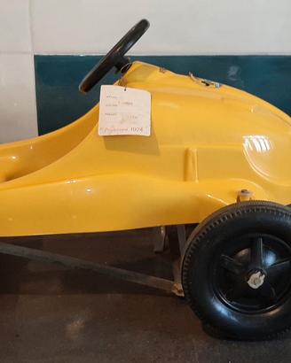 Auto a Pedali Giordani '74 con Casco.