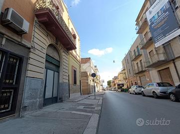 NEGOZIO A SAN SEVERO