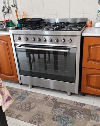 Cucina SMEG 90 cm – 6 fuochi acciaio inox