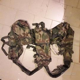 Gilet tattico mimetico