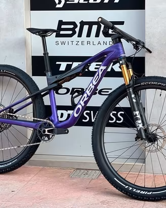 ORBEA OIZ M TEAM AXS 2027 TAGLIA M 