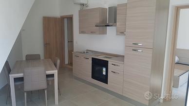 Bilocale risturtturato e arredato a Carbonara