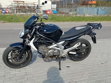 Suzuki Gladius A2