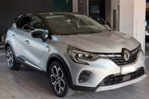 Renault Caputur Full Hybrid E-Tech perfetta