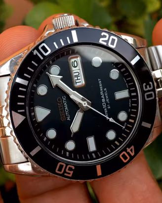 Seiko Scuba Diver Submariner SKX 031 Japan Made