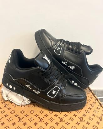 Louis Vuitton Sneaker #54 (Taglia 43) Nere