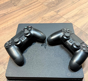 Ps4 4 slim 500gb + 2 controller + 13 giochi