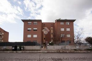 4 LOCALI A ROMA