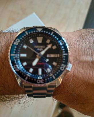 seiko 5 sport 