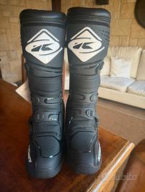 Abbigliamento motocross NUOVO