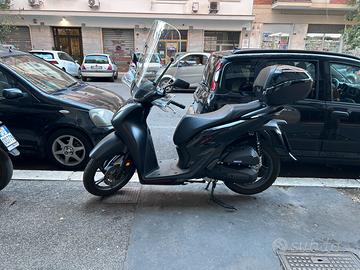SH 125 sport black