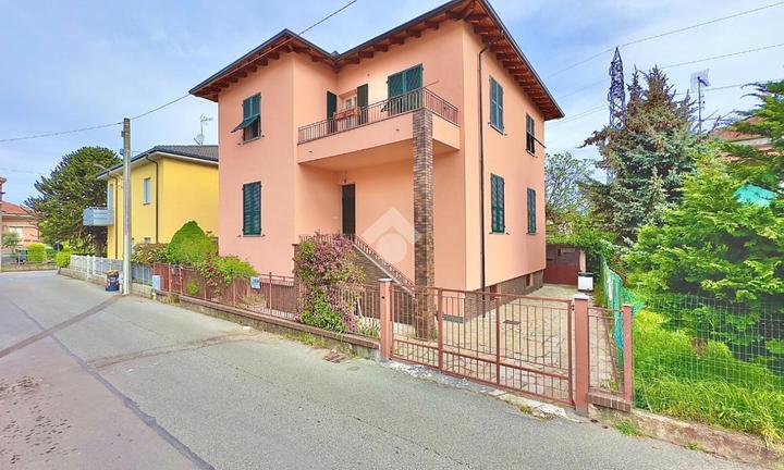 BIFAMILIARE A NOVI LIGURE