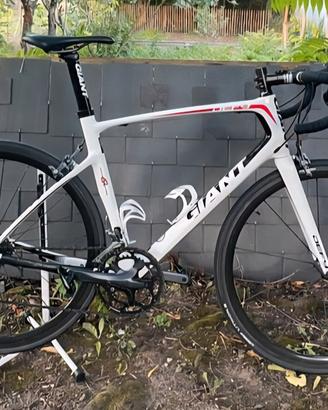 bici giant defy composite