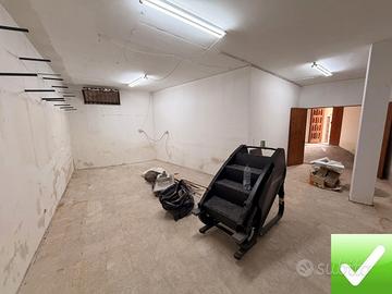 Locale C2 Centro Pressi Ospedale Riuniti