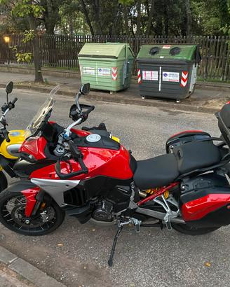 Ducti Multistrada V4S