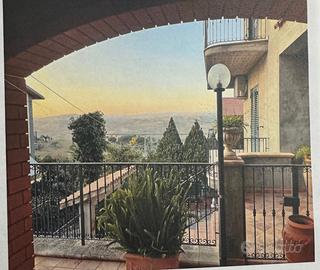 Appartamento indipendente con porticato e giardino