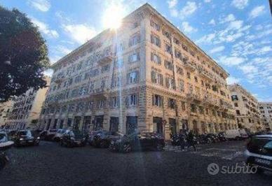 Immobile in asta di 139 m² a Roma