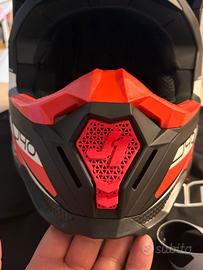 casco moto con maschera