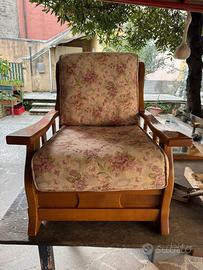 Poltrona vintage in legno massello – anni ’50/’60