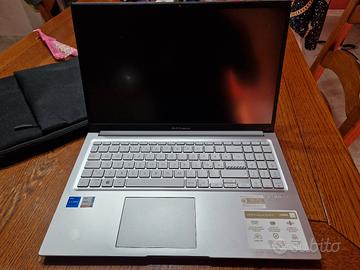ASUS Vivobook 15 F1504ZA#B086ZRTQH5
