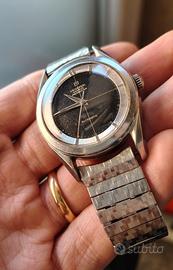 [venduto]Universal Genève Polerouter, ref 20217-4 