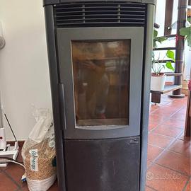Stufa a Pellet Extraflame Contessa Petra 9,4 kW –
