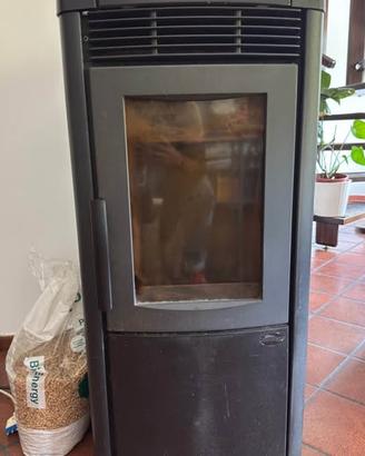 Stufa a Pellet Extraflame Contessa Petra 9,4 kW –