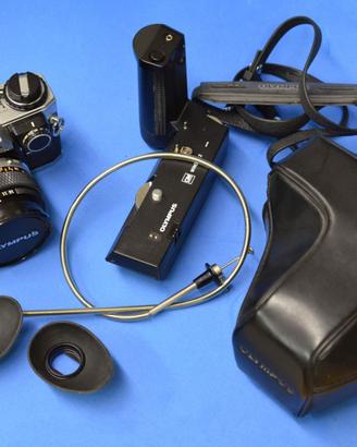 Olympus OM10, kit completo con accessori