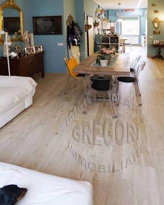 centro - appartamento ristrutturato 110 mq più GAR